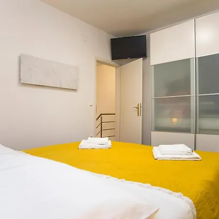 House Lapis Casa de Férias