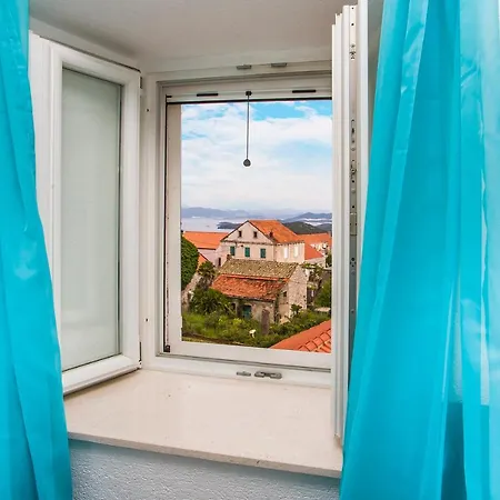 Vikendica House Lapis *