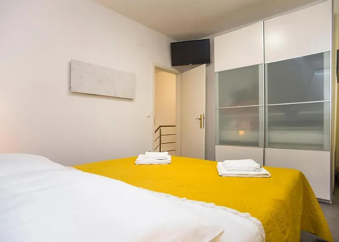 House Lapis Ferienhaus